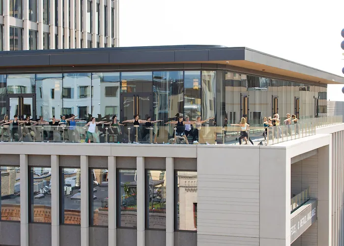 Jasper Hotel 5*